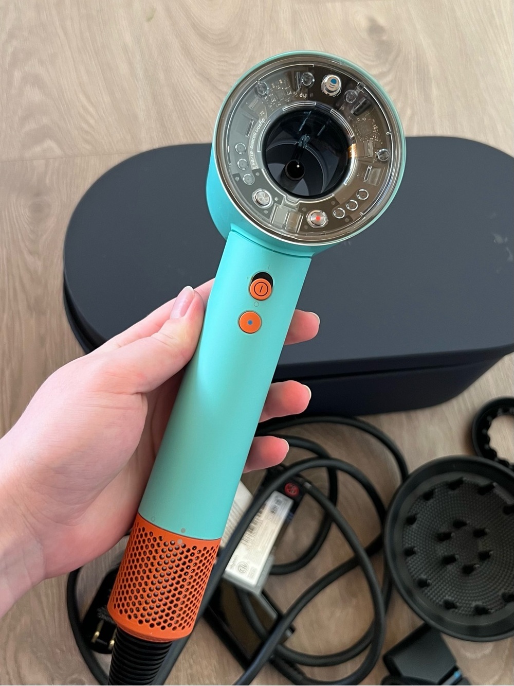 Dyson Supersonic Nural Hair Dryer Ceramic patina/Topaz - Picture 4 of 8